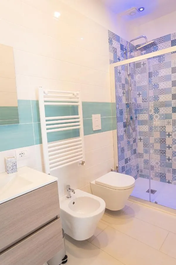 Bed & Breakfast Leone Suites Toledo Naples