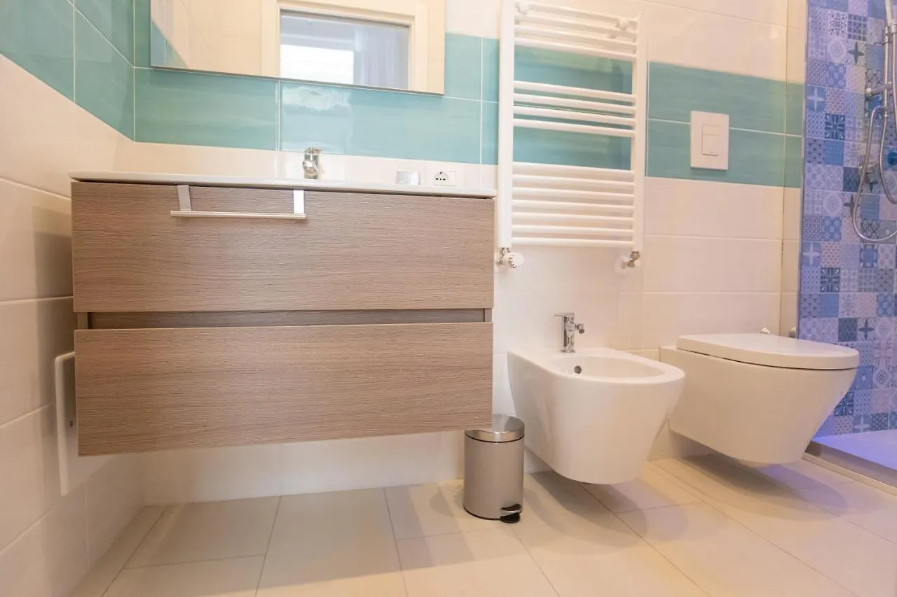 Leone Suites Toledo Naples 0*,  Italy