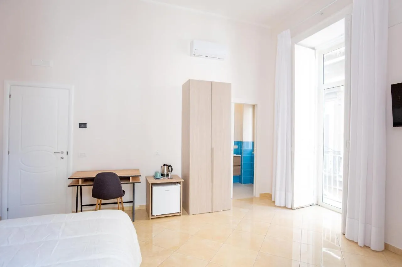 Leone Suites Toledo Naples