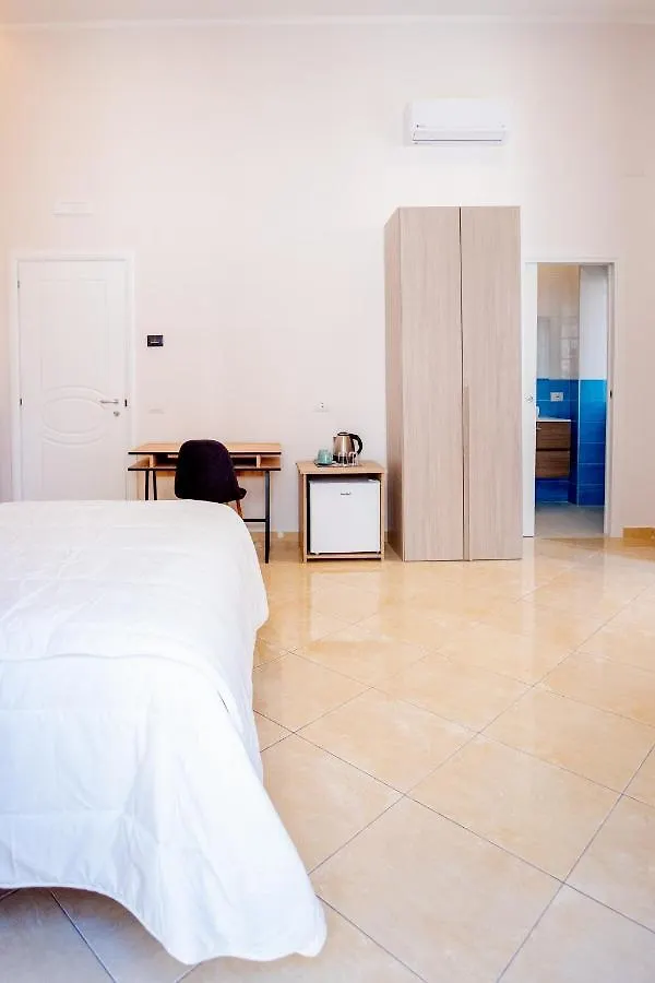 Leone Suites Toledo Naples